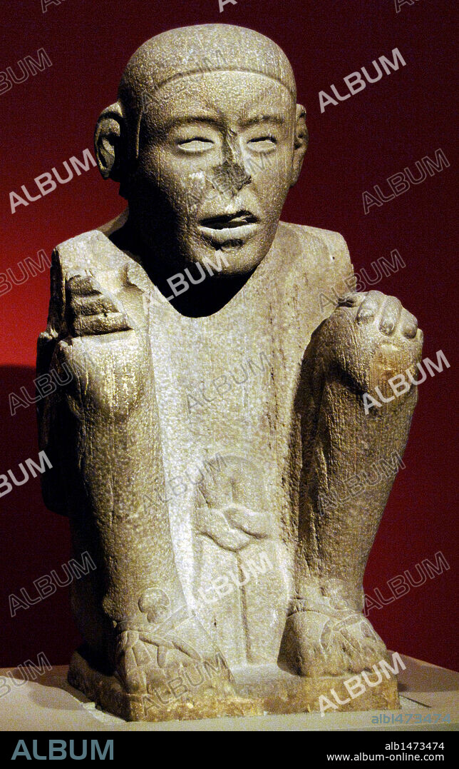 Pre-Columbian art. Aztec. Standard Bearer. 15th–early 16th century. Sandstone, laminated. It comes from the town of Castillo de Teayo in northern Veracruz, Mexico. Metropolitan Museum of Art. New York. United States.