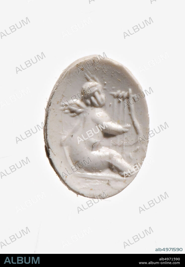 Vz: the fat, naked child is shown in three-quarter rear view and turns his head to frontal, with his left hand he plays the lyre in front of him., Gem, intaglio, ringstone, plasma, Color: green , Shape: oval, Machined: front convex, Method: body modeling with rounded drills, detailing with a few short rounded wheel grooves., 7 x 5 mm, D. 2 mm, 1st century AD. 1-100 AD.