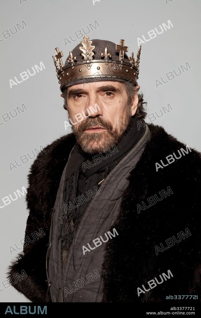 JEREMY IRONS in THE HOLLOW CROWN, 2012, directed by RICHARD EYRE, RUPERT GOOLD and THEA SHARROCK. Copyright BRITISH BROADCASTING CORPORATION (bbc).