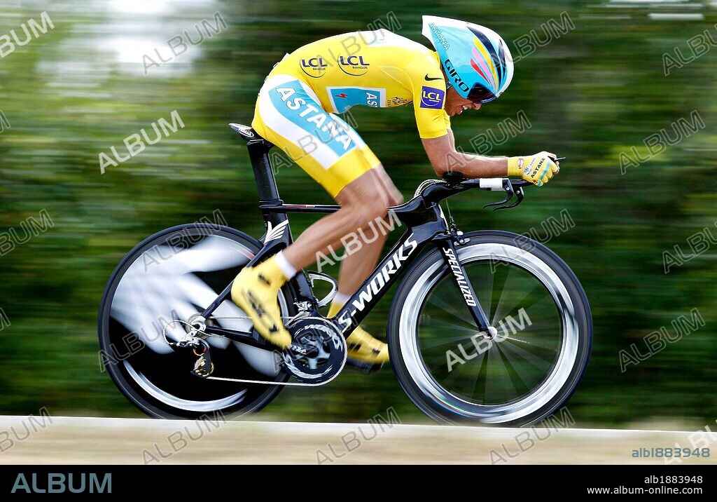 July 24, 2010 - Pauillac, France - Stage 19, an individual time trial, from Bordeaux to Pauillac was a close race between ALBERTO CONTADOR, shown, and second place rival A. Schleck. Contador finished ahead of Schleck to secure the tour victory. (Credit Image: © Imago/ZUMApress.com). 24/07/2010