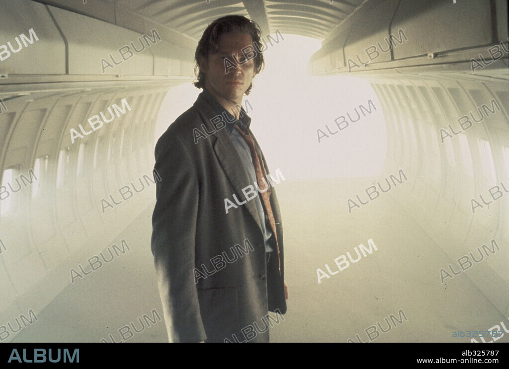 JEFF BRIDGES en SIN MIEDO A LA VIDA, 1993 (FEARLESS), dirigida por PETER WEIR. Copyright WARNER BROTHERS / MORTON, MERRICK.