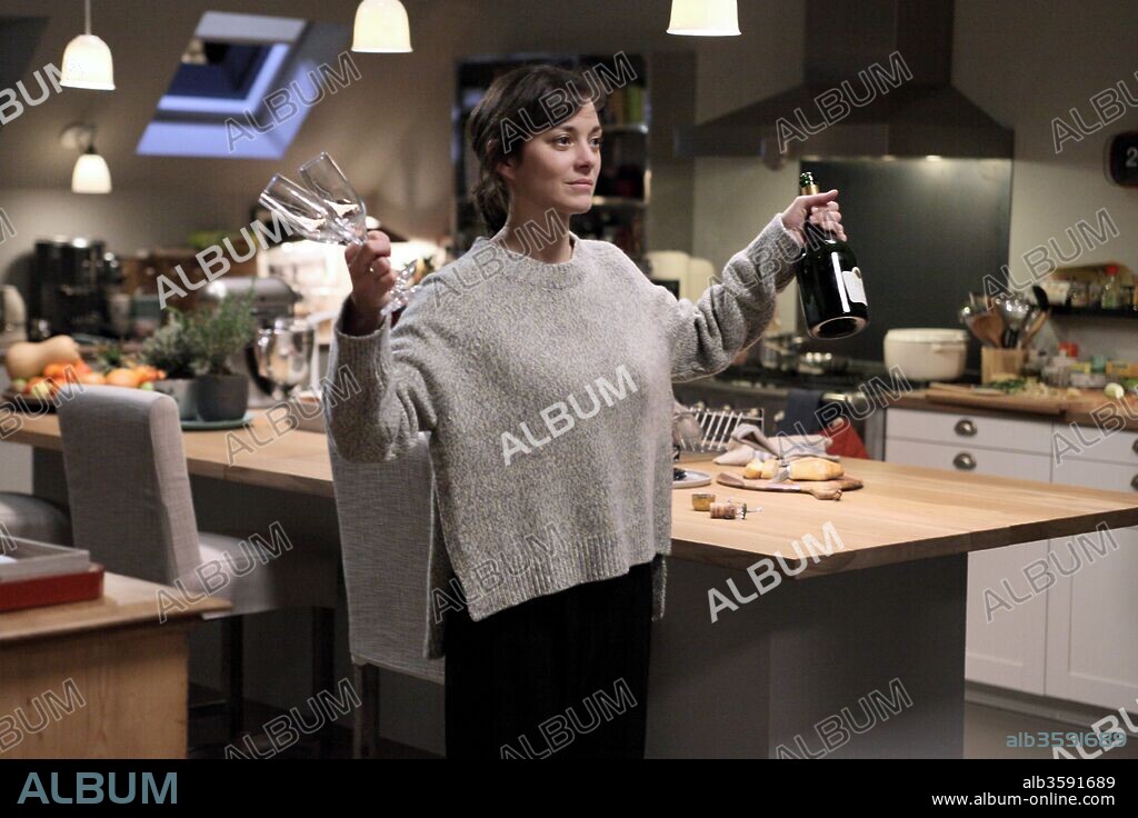 MARION COTILLARD en COSAS DE LA EDAD, 2017 (ROCK'N'ROLL), dirigida por GUILLAUME CANET. Copyright Les Productions du Trésor/M6 Films/Canoe Films/Appaloo/pathe.