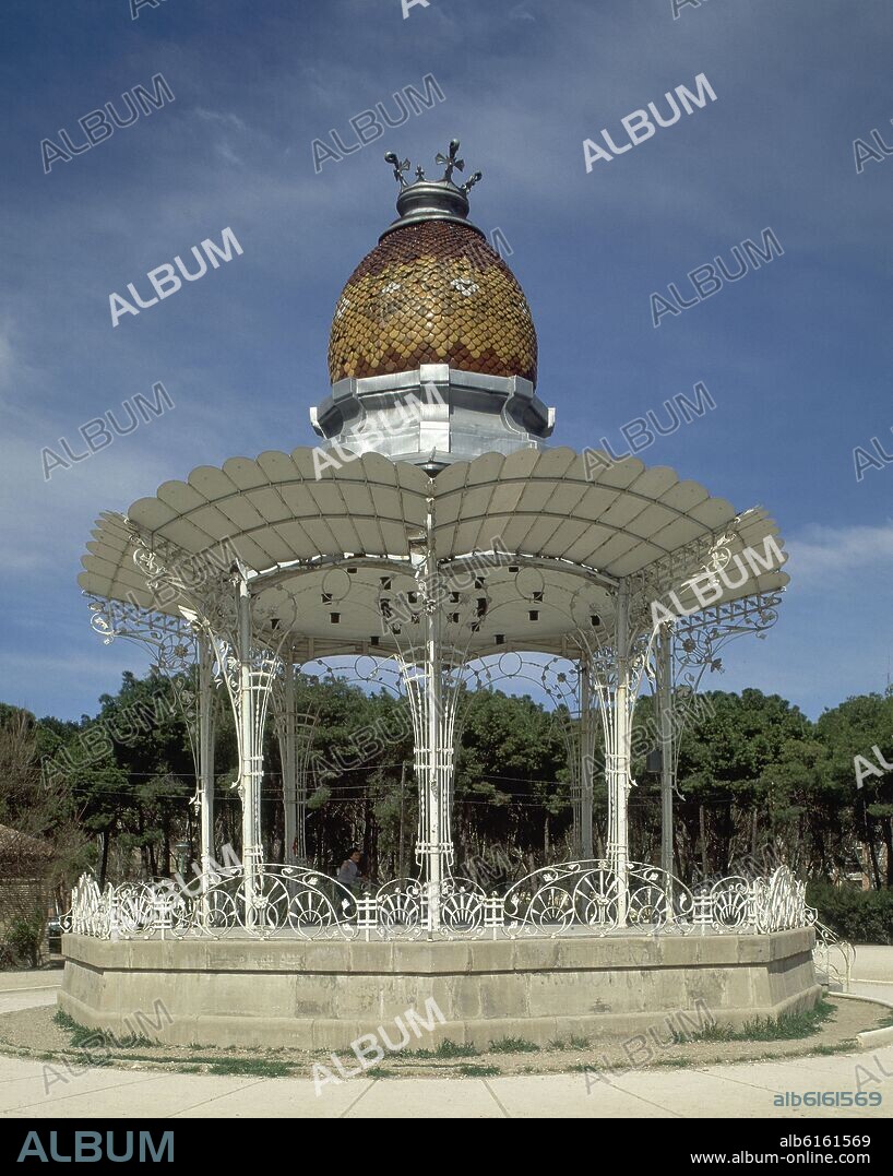 TEMPLETE DE MUSICA.