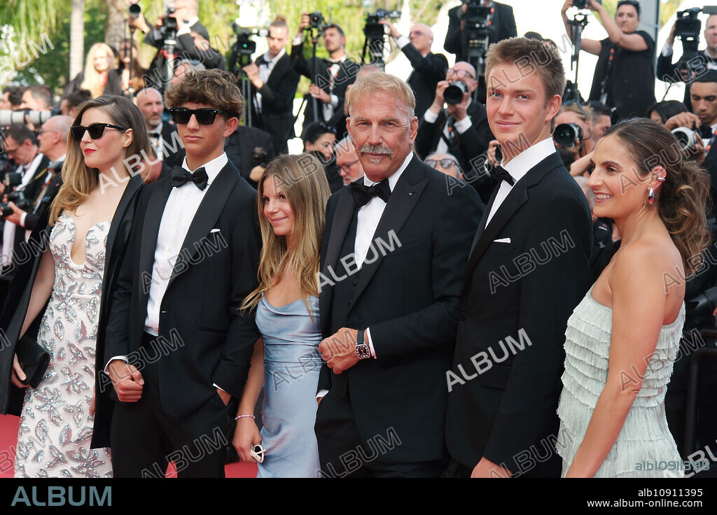 May 19, 2024, Cannes, Ca, France: CANNES, FRANCE - MAY 19, 2024: Cayden Wyatt Costner, Annie Costner, Kevin Costner, Grace Avery Costner, Hayes Costner, Lily Costner arrives at the red carpet of 'Horizon: An American Saga' during the 77th Cannes Film Festival held at the Palais des Festivals on May 19, 2024 in Cannes, France. Photo by (Credit Image: © Roger Harvey/ZUMA Press Wire).