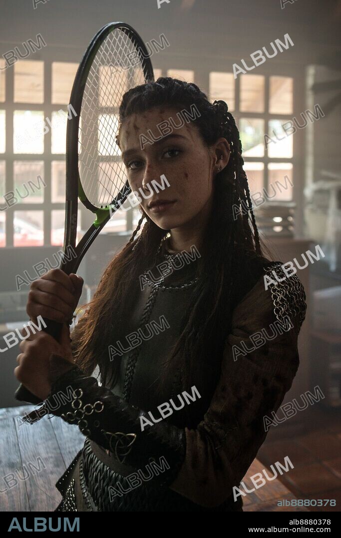 ROBERTA DAMIAN en MEXZOMBIES, 2022, dirigida por CHAVA CARTAS. Copyright Draco Films.