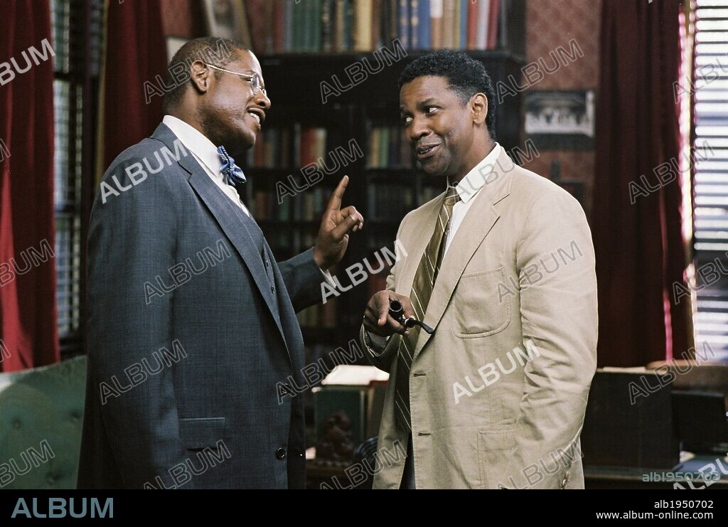DENZEL WASHINGTON and FOREST WHITAKER in THE GREAT DEBATERS, 2007, directed by DENZEL WASHINGTON. Copyright HARPO FILMS.