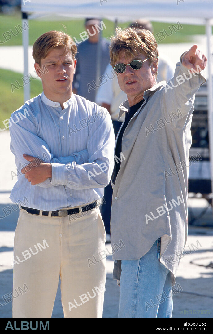 MATT DAMON and ROBERT REDFORD in THE LEGEND OF BAGGER VANCE, 2000, directed by ROBERT REDFORD. Copyright ALLIED FILM MAKERS / JAMES, DAVID.
