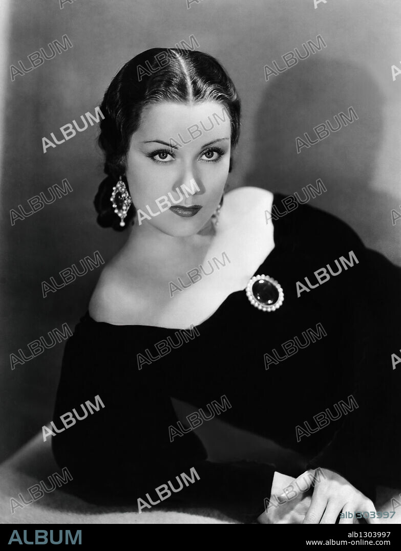 FAY WRAY in VIVA VILLA!, 1934, directed by JACK CONWAY. Copyright M.G.M.