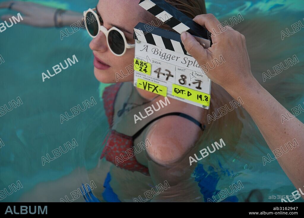 DAKOTA JOHNSON in A BIGGER SPLASH, 2015, unter der Regie von LUCA GUADAGNINO. Copyright FRENESY COMPANY.