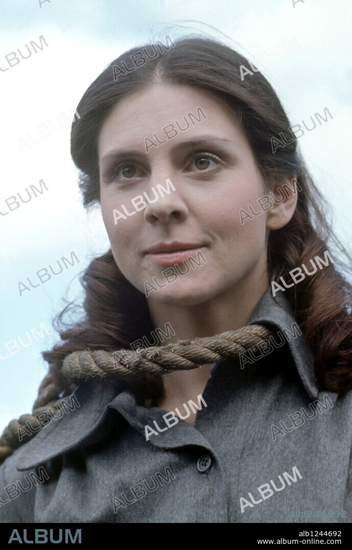 HOLLY PALANCE en LA PROFECÍA, 1976 (THE OMEN), dirigida por RICHARD DONNER. Copyright 20TH CENTURY FOX.
