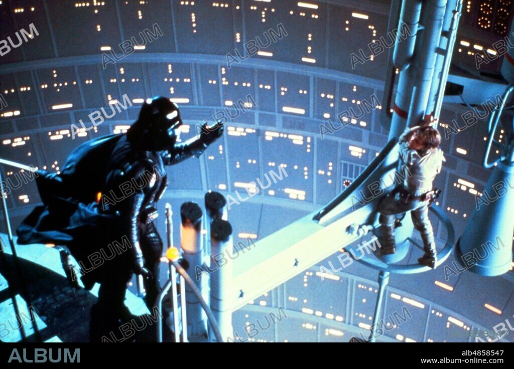DAVID PROWSE and MARK HAMILL in STAR WARS: EPISODE V-THE EMPIRE STRIKES BACK, 1980, directed by IRVIN KERSHNER. Copyright LUCASFILM/20TH CENTURY FOX.
