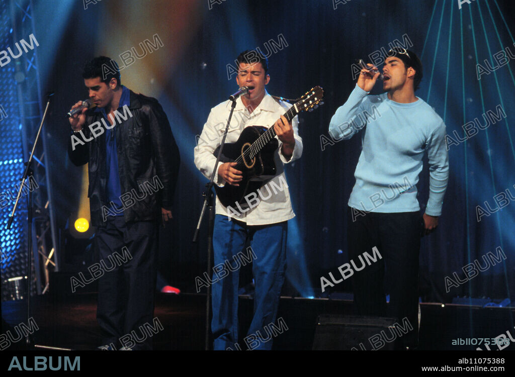 NO MERCY, American pop group: Marty Cintron and the twins Ariel and Gabriel Hernandez, here at a TV appearance circa 1998.