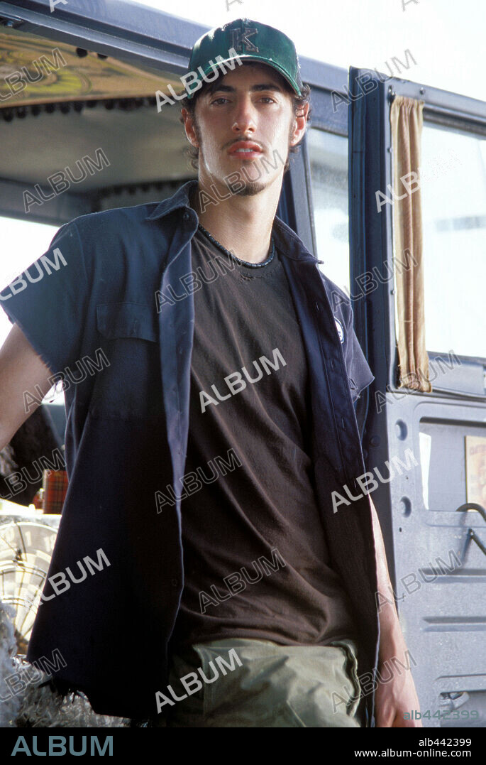 ERIC BALFOUR in THE TEXAS CHAINSAW MASSACRE, 2003, directed by MARCUS NISPEL. Copyright NEW LINE CINEMA.