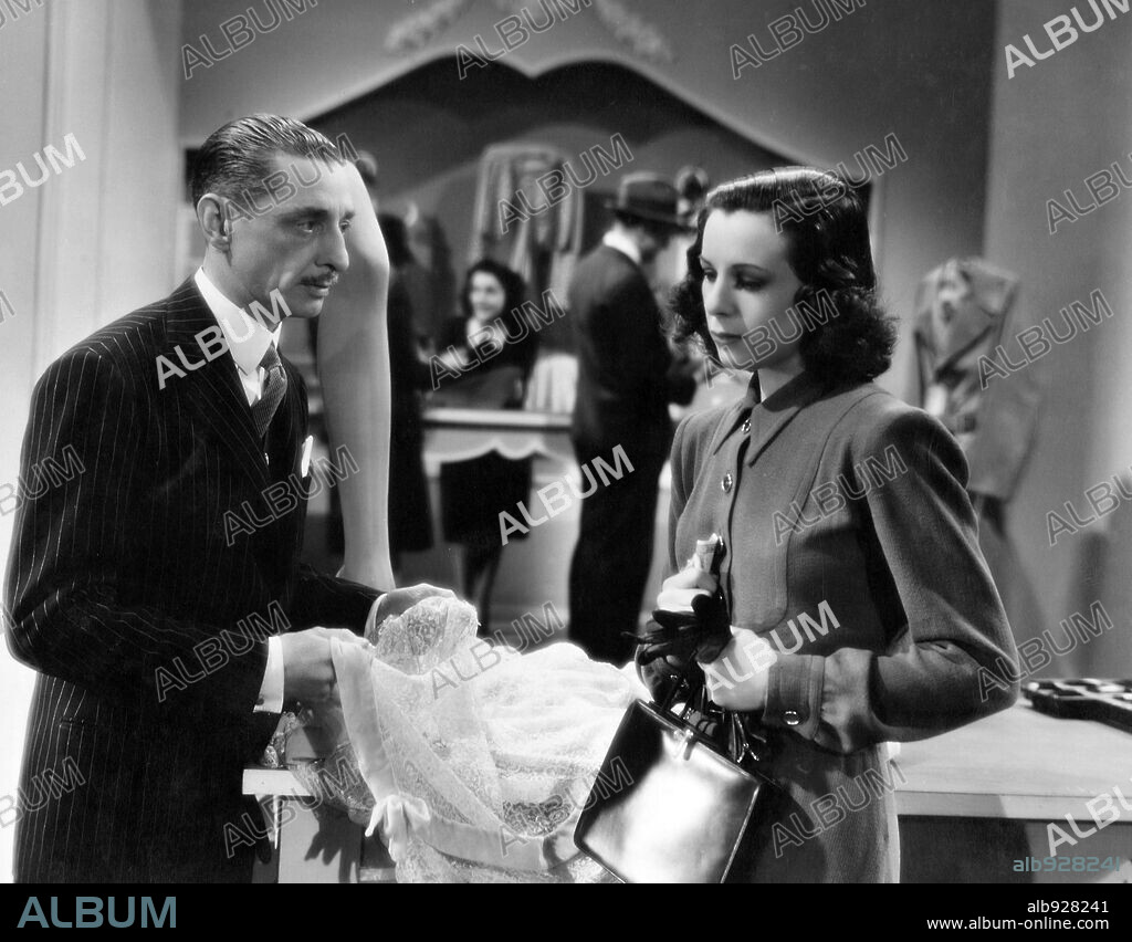XAN DAS BOLAS in ERAMOS SIETE A LA MESA, 1942, directed by FLORIAN REY. Copyright MERCURIO FILMS.
