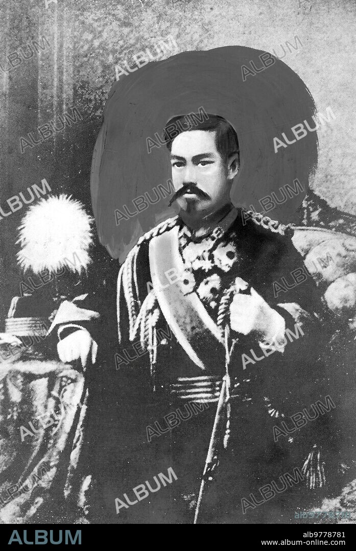 1880 (CA.). Mutsuhito, emperador de Japón en la época Meiji. (Foto retocada).