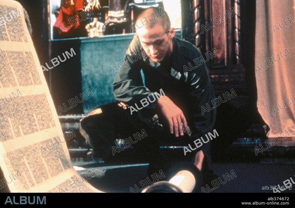 BELIEVER, THE [EL CREYENTE], 2001 (THE BELIEVER), dirigida por HENRY BEAN. Copyright FULLER FILMS/SEVEN ARTS PICTURES.