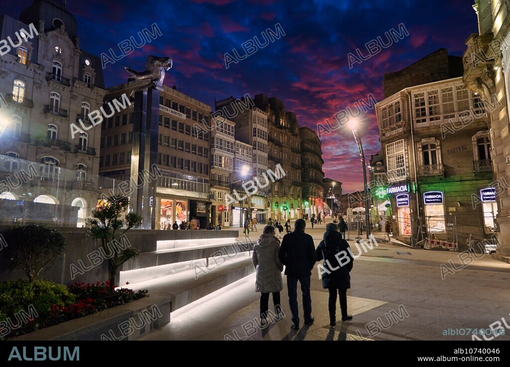 FRANCISCO LEIRO. Puerta del Sol, O Sireno, The Sireno, Leiro Francisco sculpture, Vigo, Pontevedra, Galicia, Spain.