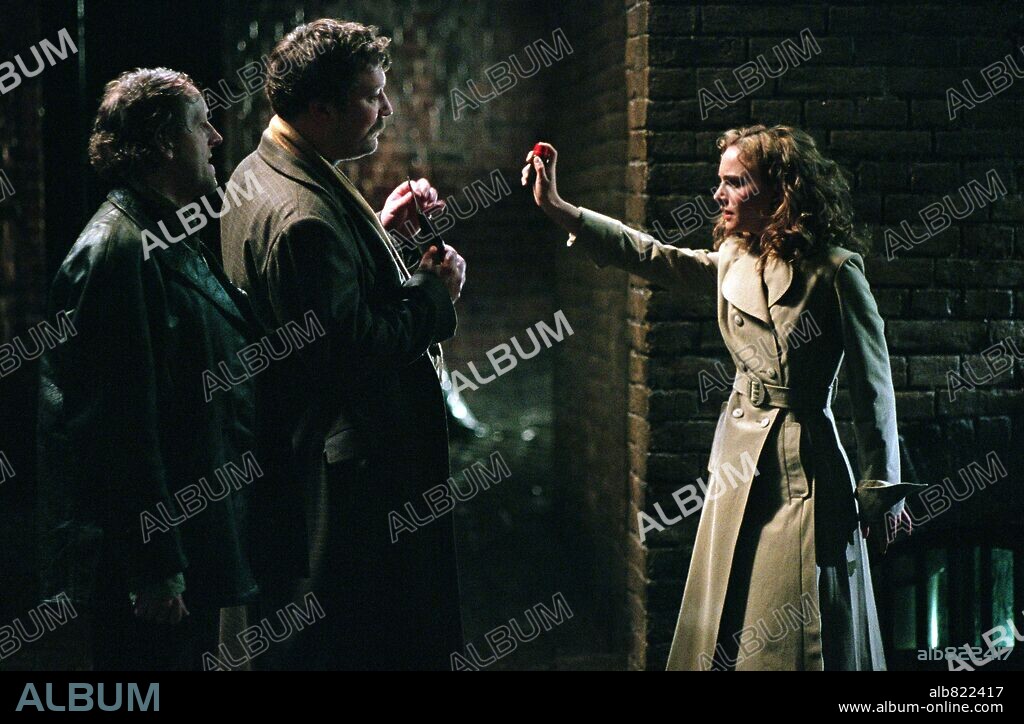 NATALIE PORTMAN en V DE VENDETTA, 2005 (V FOR VENDETTA), dirigida por JAMES MCTEIGUE. Copyright WARNER BROS. / APPLEBY, DAVID.