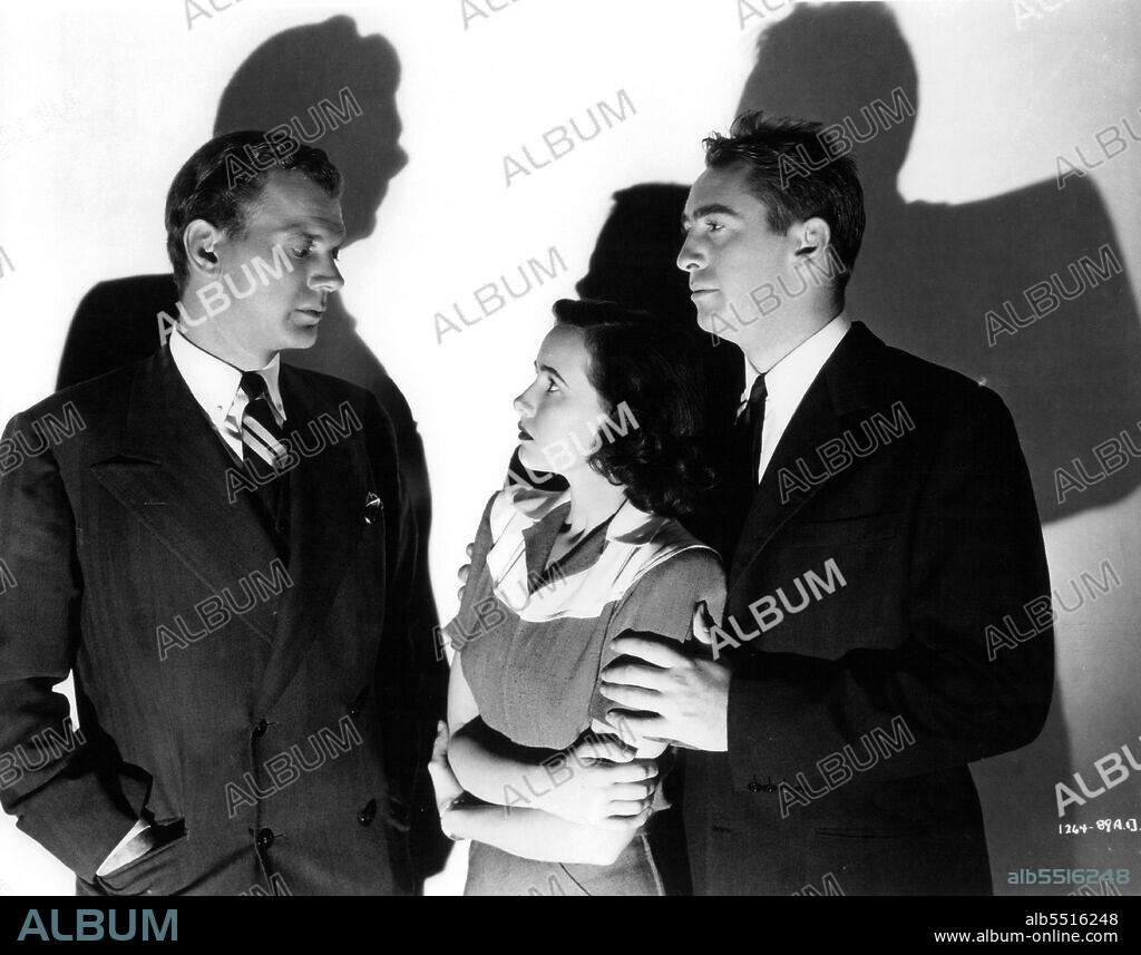 JOSEPH COTTEN y TERESA WRIGHT en LA SOMBRA DE UNA DUDA, 1943 (SHADOW OF A DOUBT), dirigida por ALFRED HITCHCOCK. Copyright UNIVERSAL PICTURES.