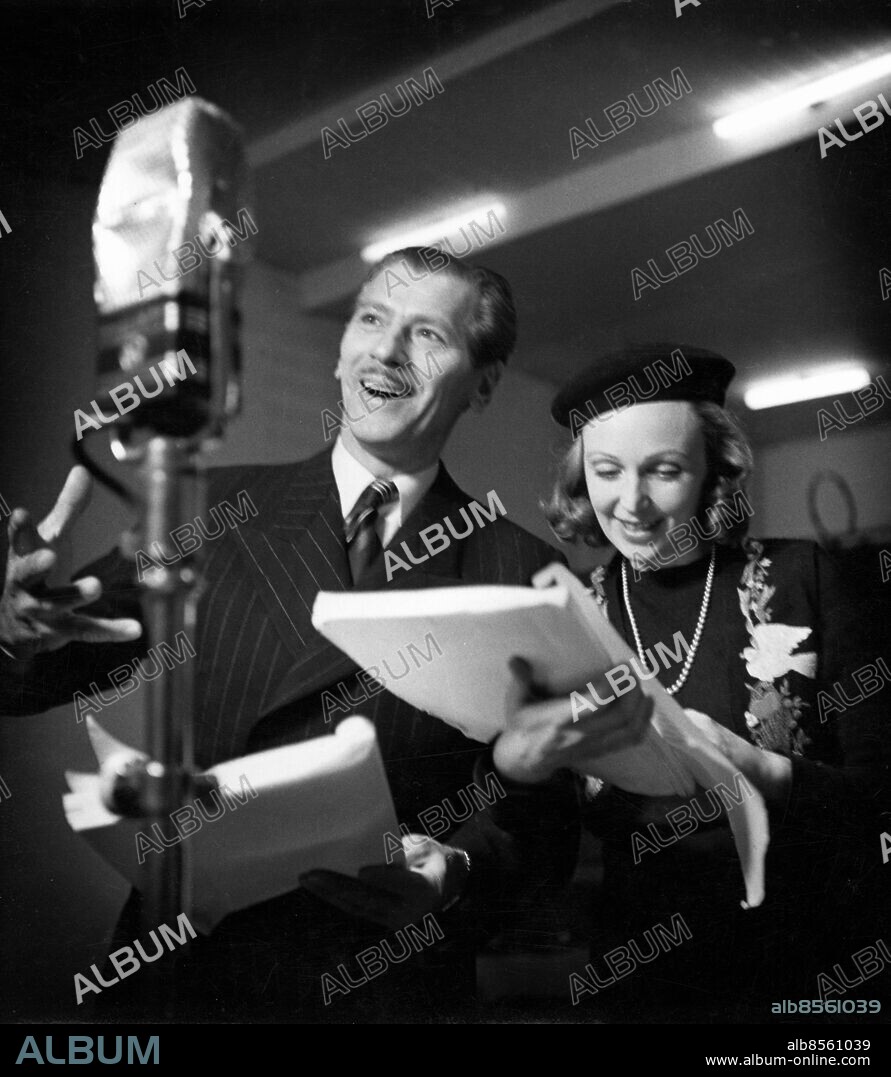 1942.. Orig. bildtext... MARIUS Edvin Adolphson och Inga Tidblad. persons: Edvin Adolphson ;Inga Tidblad sites: SVERIGE.