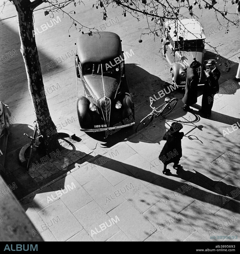 MAX DUPAIN. Adelaide. Date/Period: 1946. Photograph. Gelatin-silver photograph. Height: 36.70 mm (1.44 in); Width: 35 mm (1.37 in).