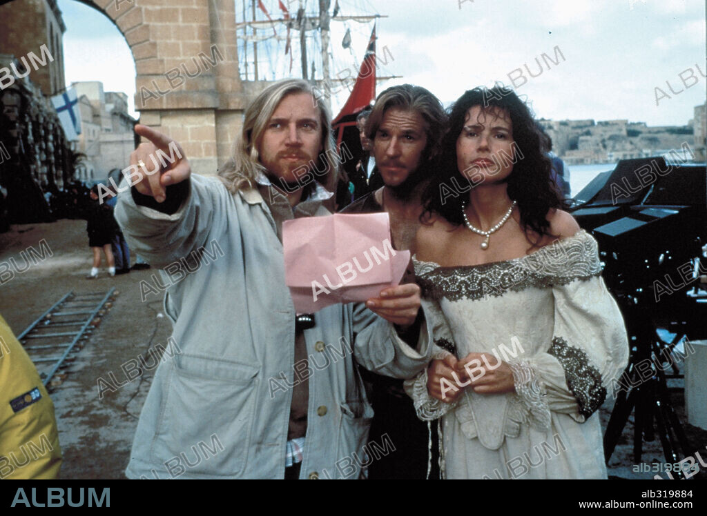 GEENA DAVIS, MATTHEW MODINE und RENNY HARLIN in CUTTHROAT ISLAND, 1995, unter der Regie von RENNY HARLIN. Copyright CUTTHROAT PRODUCTIONS.