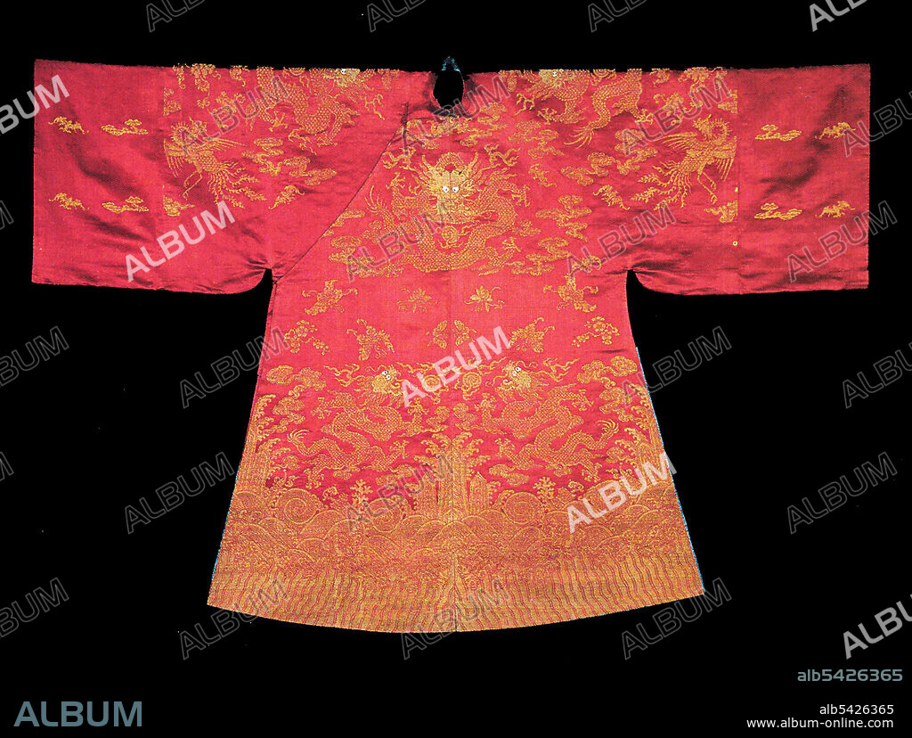 Bridal Long Pao (Dragon Robe), China, 1875/90, Qing dynasty (1644-1911).