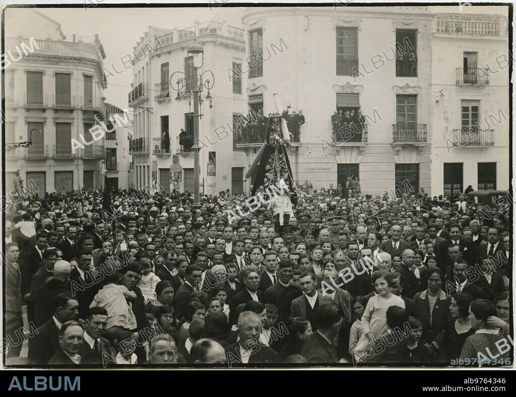 Cordova. 04/02/1924. The procession of Jesús Nazareno, a beautiful work by the sculptor Pablo de Rojas, from 1592.