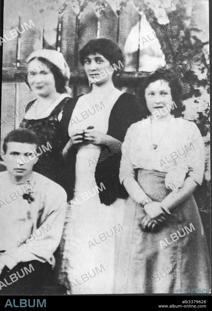 ANONYMOUS. Anna Akhmatova and Maria Kuzmina-Karavayeva (left).