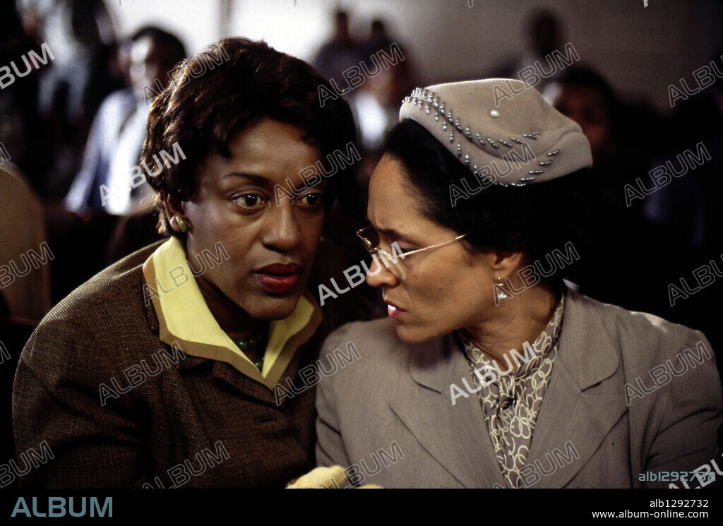 CCH POUNDER in BOYCOTT, 2001, unter der Regie von CLARK JOHNSON. Copyright HBO FILMS/NORMAN TWAIN PRODUCTIONS/SHELBY STONE PRODUCTIONS.