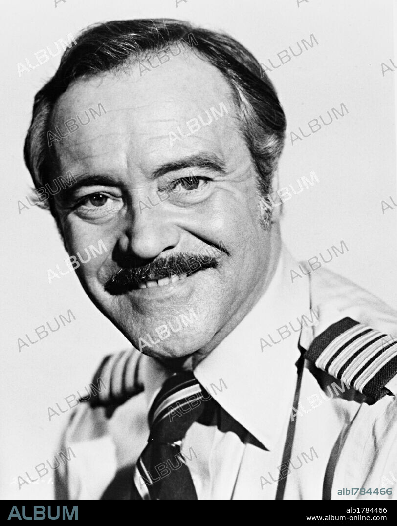 JACK LEMMON en AEROPUERTO 77, 1977 (AIRPORT 77), dirigida por JERRY JAMESON. Copyright UNIVERSAL PICTURES.