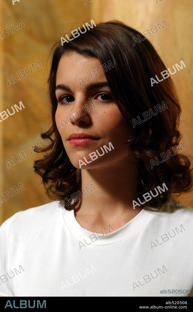 MARINA GLEZER en ROMA, 2004, dirigida por ADOLFO ARISTARAIN. Copyright TESELA PC/ARISTARAIN PC.