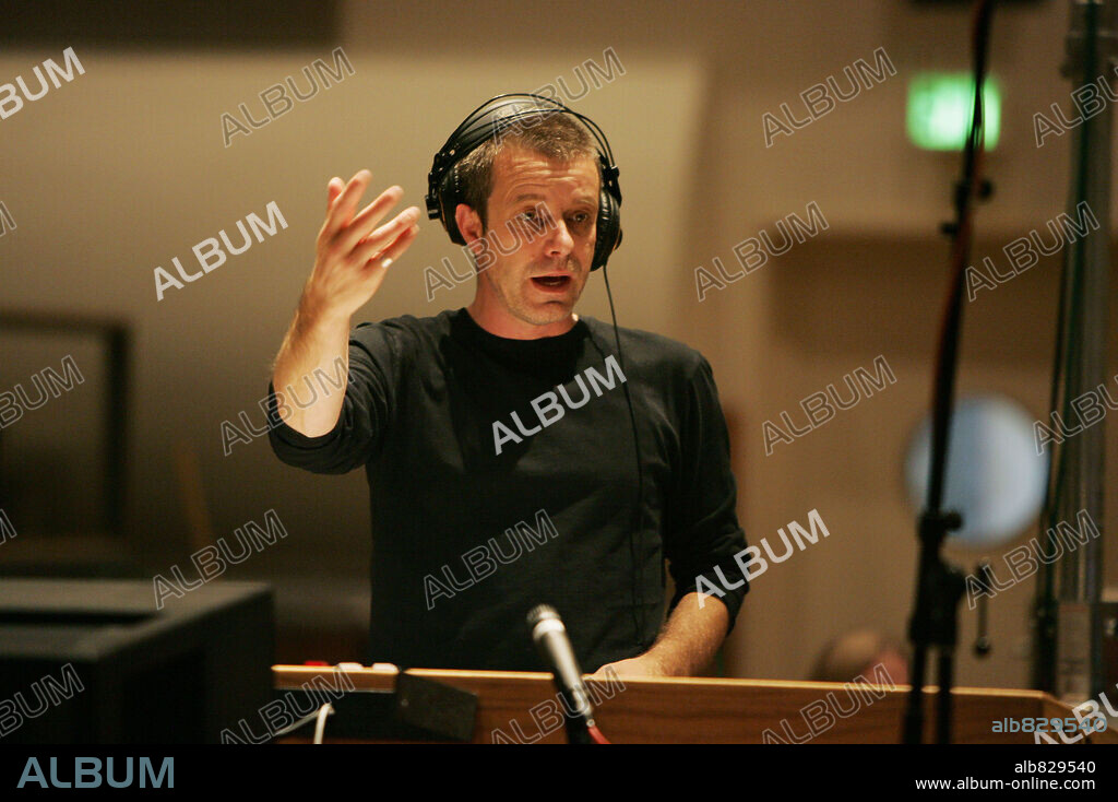HARRY GREGSON WILLIAMS in CHRONICLES OF NARNIA: THE LION, THE WITCH AND THE WARDROBE, THE, 2005, directed by ANDREW ADAMSON. Copyright WALT DISNEY PICTURES.