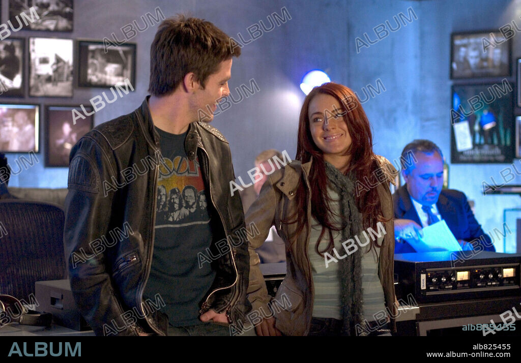 CHRIS PINE y LINDSAY LOHAN en DEVUÉLVEME MI SUERTE, 2006 (JUST MY LUCK), dirigida por DONALD PETRIE. Copyright New Regency Pictures/Cheyenne Enterprises/Regency Enterprise / WETCHER, BARRY.