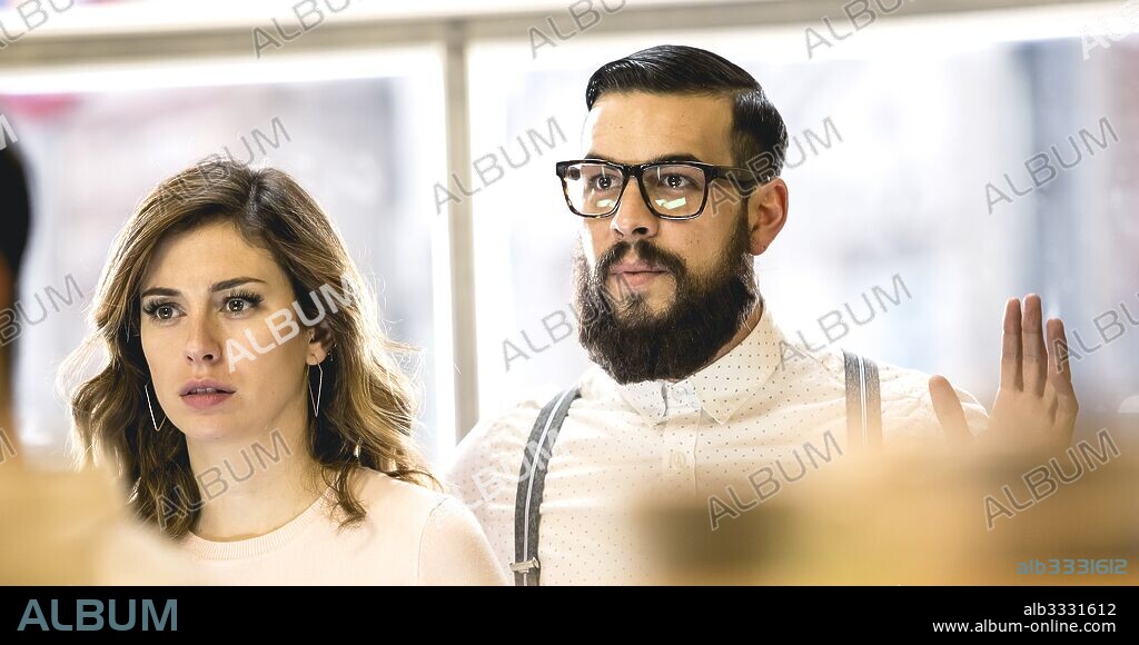 BLANCA SUAREZ and MARIO CASAS in EL BAR, 2017, directed by ALEX DE LA IGLESIA. Copyright EL BAR PROD/ATRESMEDIA CINE/NADIE ES PERFECTO/POKEEPSIE FILM / ESCRIBANO, HELHER.