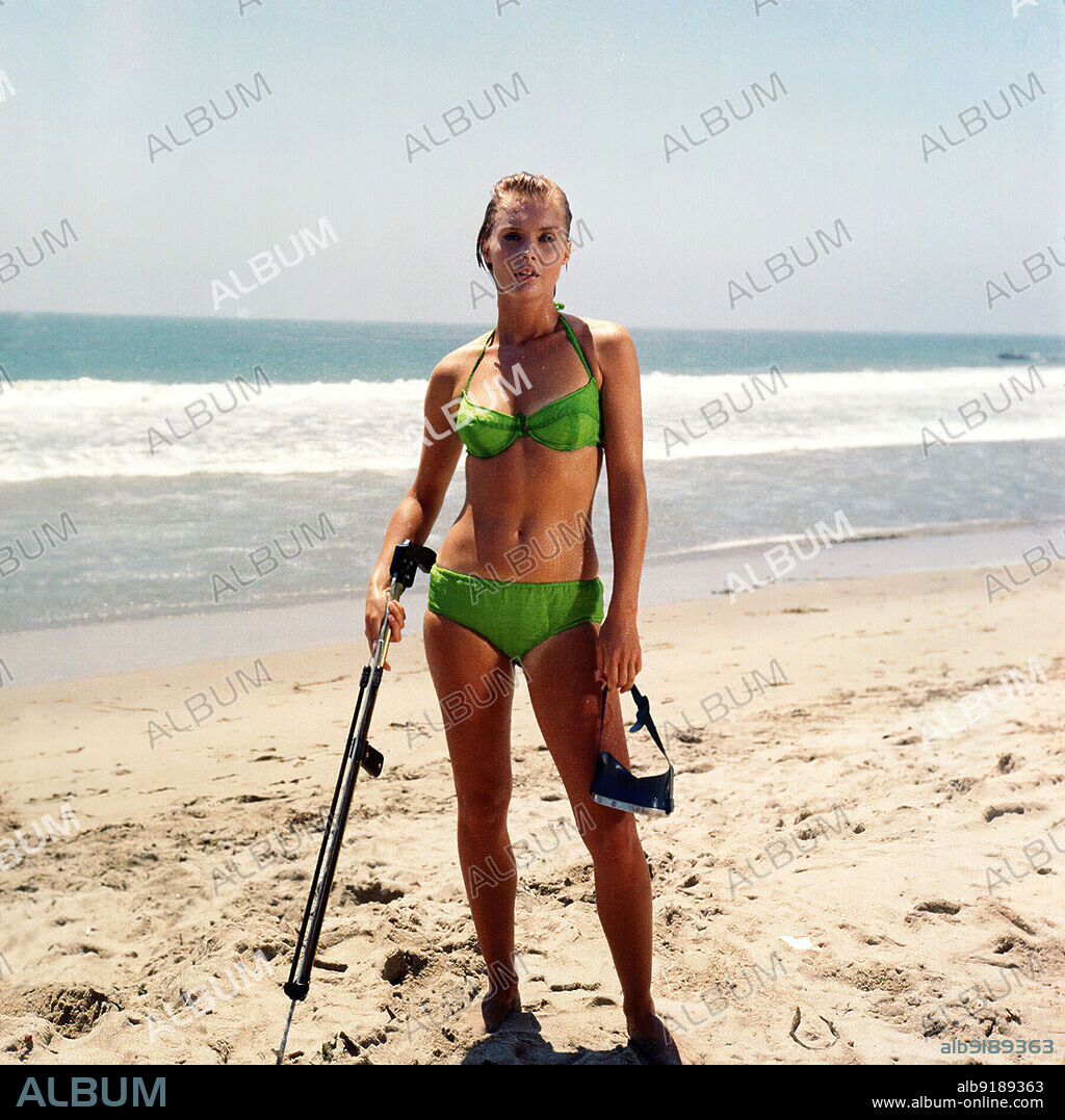 CAROL LYNLEY en NO BESES A UN EXTRAÑO, 1969 (ONCE YOU KISS A STRANGER...), dirigida por ROBERT SPARR. Copyright WARNER BROS.