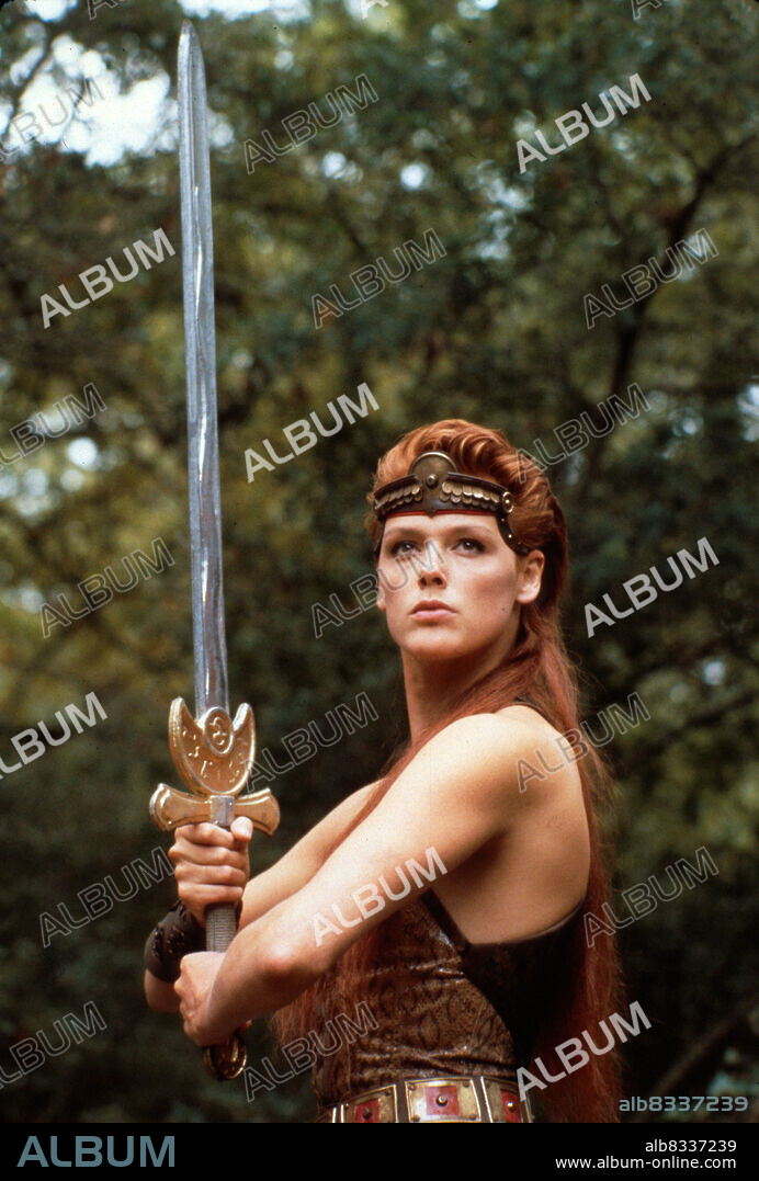 BRIGITTE NIELSEN en EL GUERRERO ROJO, 1985 (RED SONJA), dirigida por RICHARD FLEISCHER. Copyright M.G.M/UNITED ARTIST.
