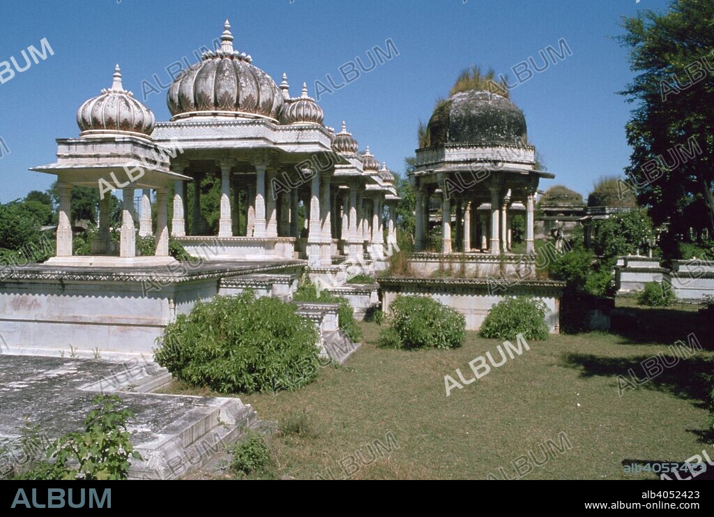 Royal cenotaphs, Ahar, Udaipur, Rajasthan, India. Udaipur was the capital of the Rajput kingdom of Mewar. It was founded in the 16th century by Maharana Udai Singh (1522-1572). These cenotaphs, or chhatris, commemorate the rulers of Mewar and their families who were cremated at Ahar.