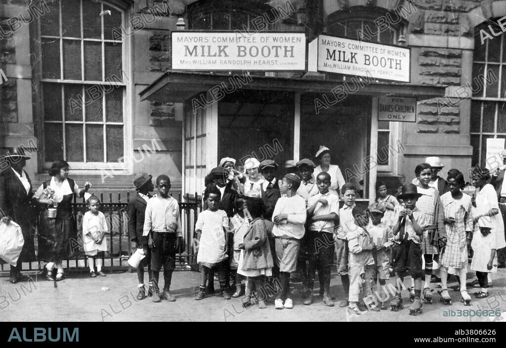 The Harlem Renaissance was a cultural movement that spanned the 1920s. During the first Great Migration (1910-1930) about 1.6 million African-American migrants left Southern rural areas to migrate to northern industrial cities. Since the 1920s, this period of Harlem's history has been highly romanticized, but with the increase in a poor population, it was also the time when the neighborhood began to deteriorate to a slum. Millicent Hearst founded founding the Free Milk Fund for Babies in 1921. The fund provided free milk to the poor of New York City for decades.