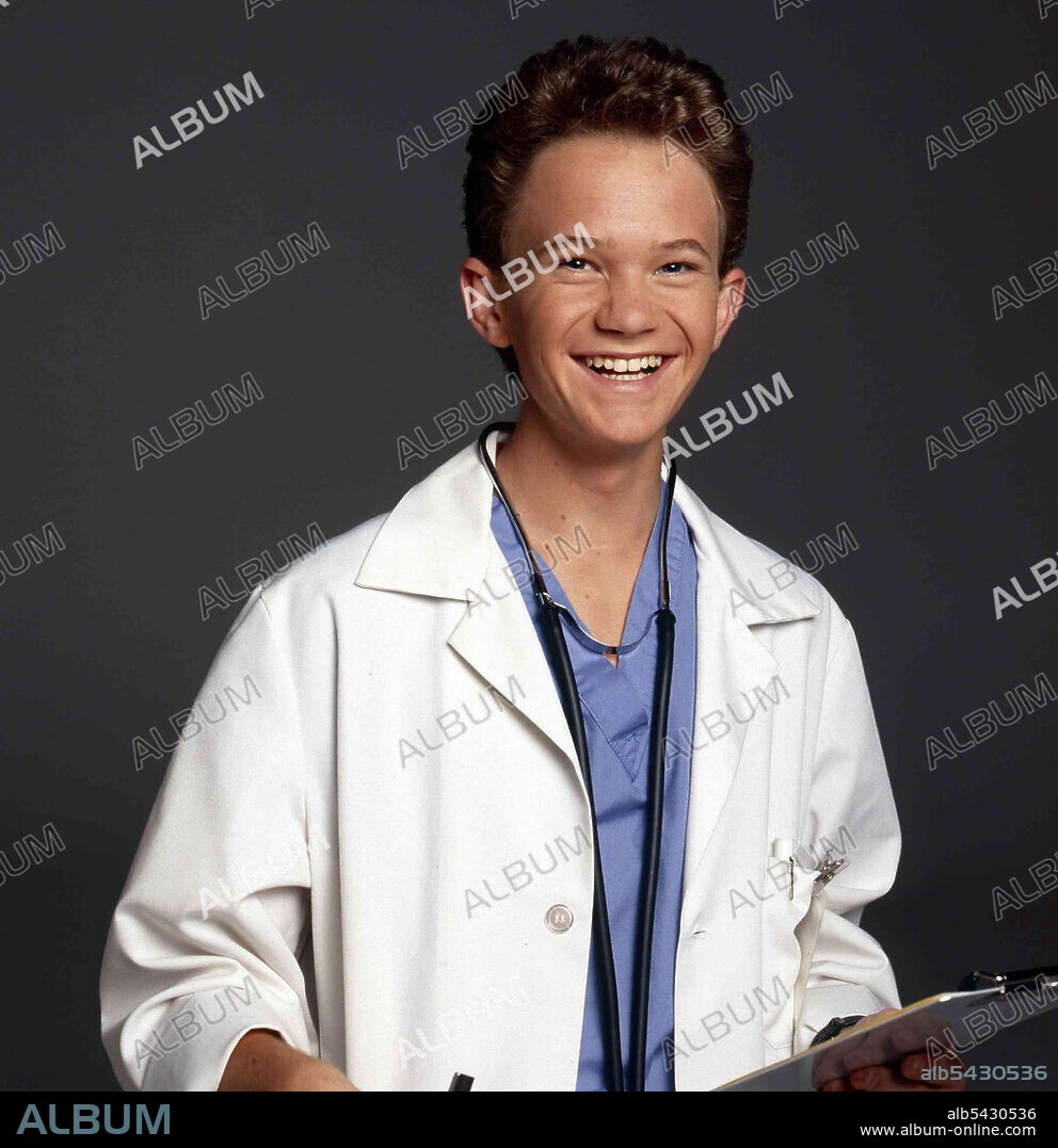 NEIL PATRICK HARRIS en MEDICO PRECOZ, UN-DOOGIE HOWSER, 1989 (DOOGIE HOWSER, M. D.), dirigida por DAVID E. KELLEY y STEVE BOCHCO. Copyright 20TH CENTURY FOX TV.