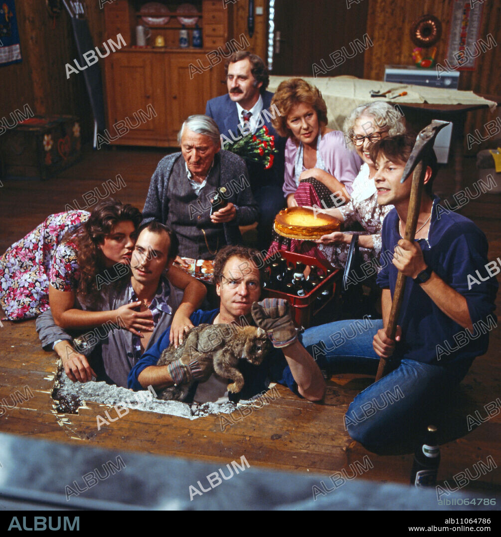 Stinkwut, TV film, Germany 1986, Director: Michael Verhoeven, Actors: Christine Neubauer, Peter Welz, Friedrich von Thun, back: Fred Stillkraut, Veronika Fitz, Erni Singerl, Claus Peter Seifert.