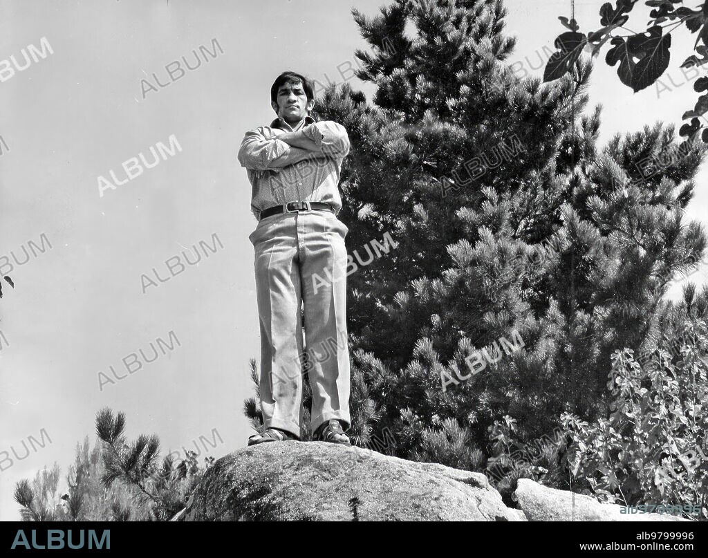 Torrelodones. Photographic report of the interview that Tico Medina conducted with Urtain on October 6, 1971, the day before his fight with Goyo Peralta.