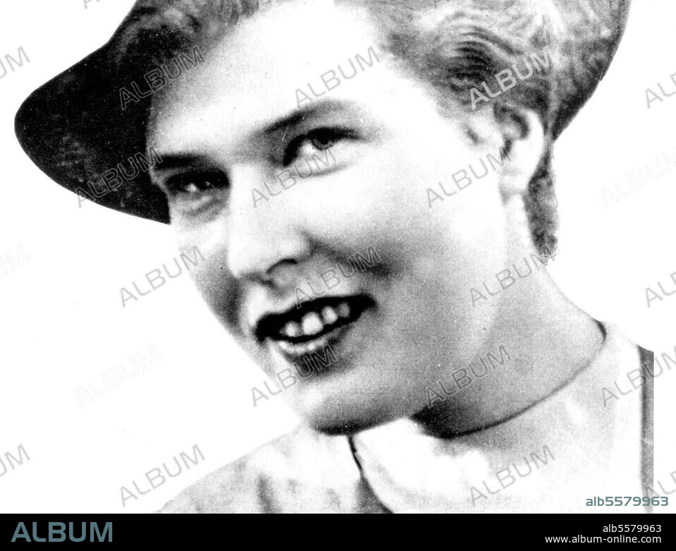Buch, Eva-Maria antifaschistische Widerstandskämpferin, Mitglied der Schulze-Boysen-Harnack-Organisation, 31.1.1921 - (hingerichtet in Berlin-Plötzensee) 5.8.1943. Foto, um 1940.