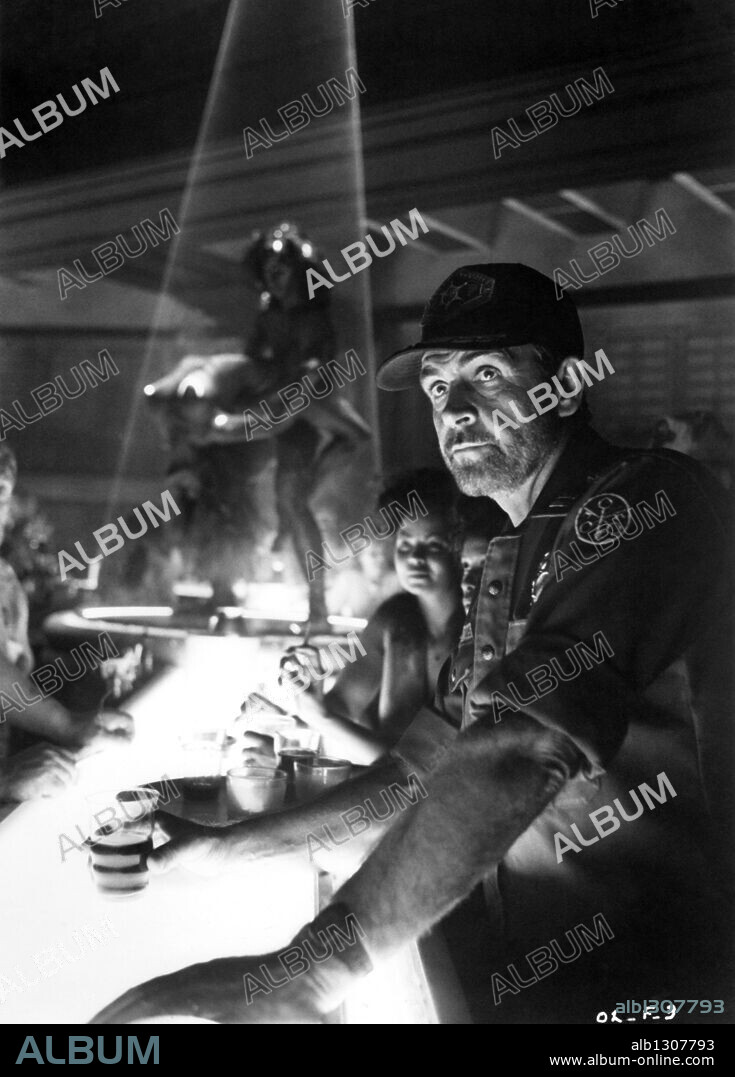 SEAN CONNERY en ATMÓSFERA CERO, 1981 (OUTLAND), dirigida por PETER HYAMS. Copyright LADD COMPANY/WARNER BROS.