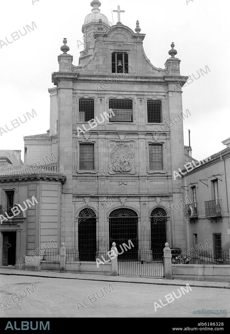 BARTOLOME HURTADO 1620-98 Y ANDRES ESTEBAN. FACHADA DE LA IGLESIA DEL SACRAMENTO CONSTRUIDA ENTRE 1671 Y 1744 - BARROCO MADRILEÑO - FOTOGRAFIA EN BLANCO Y.