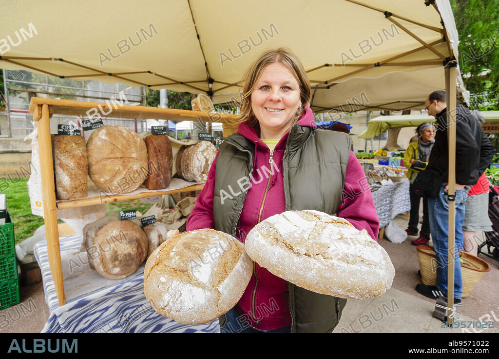 mercado ecologico al aire libre, Plaza Des Patins - plaza Bisbe Berenguer de Palou- . Palma. Mallorca.Islas Baleares. Spain.