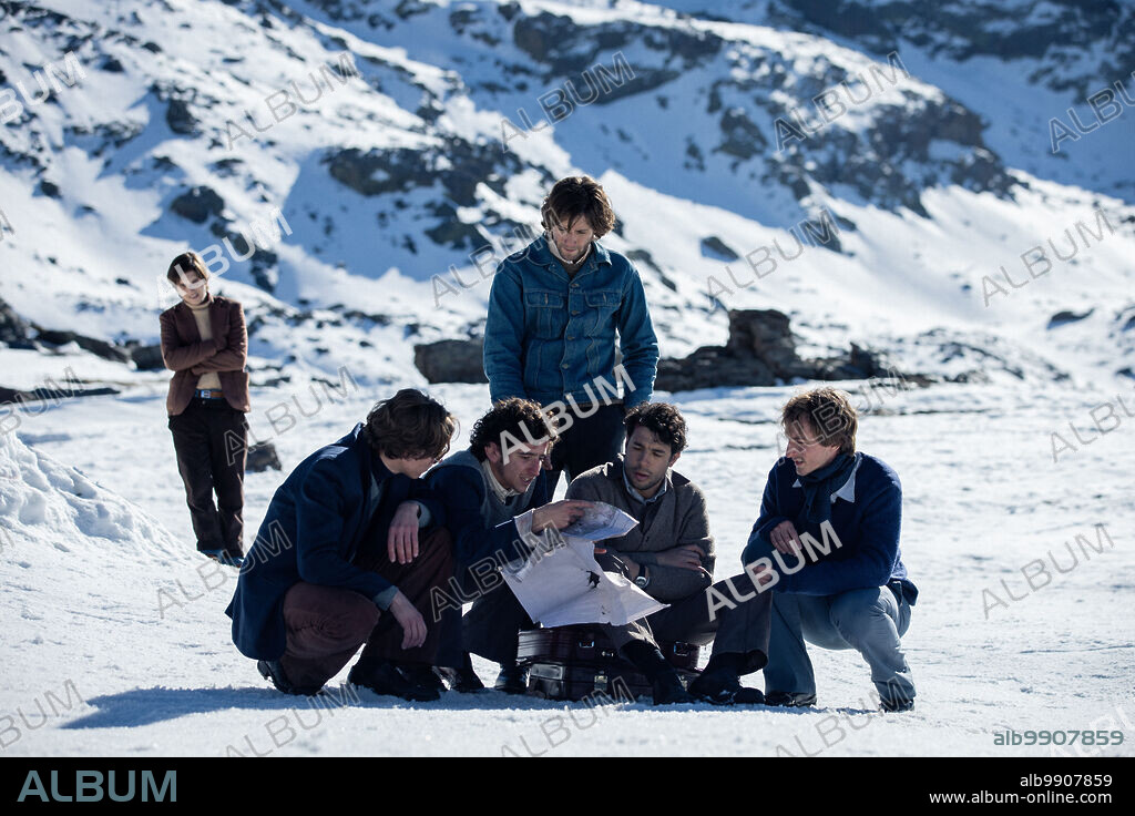 Matías Recalt en LA SOCIEDAD DE LA NIEVE, 2023 (SOCIETY OF THE SNOW), dirigida por JUAN ANTONIO BAYONA. Copyright APACHES ENTERTAINMENT.