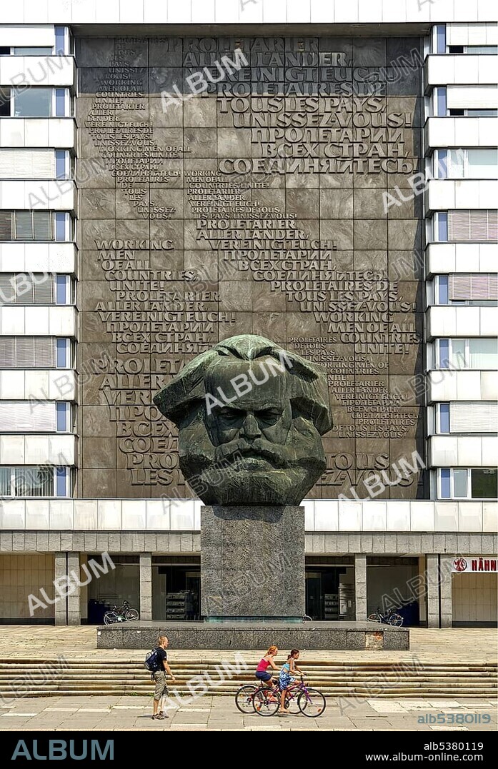 Karl Marx Monument, sculpturer Lew Kerbel, Chemnitz, Saxony, Germany