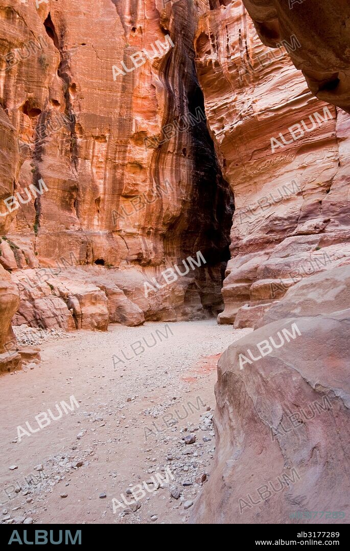 Siq. Petra. Jordan.