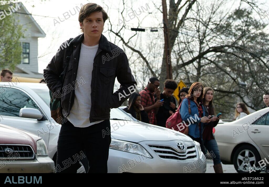 NICK ROBINSON in LOVE, SIMON, 2018, directed by GREG BERLANTI. Copyright FOX 2000 PICTURES.